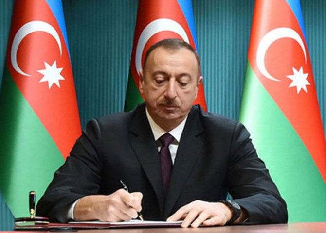 Prezident onlara fəxri adlar verdi (SİYAHI) Prezident onlara fəxri adlar verdi (SİYAHI)
