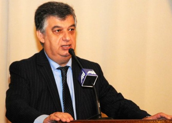 “173 manatla bir ay yaşamaq olarmı?” – Deputatdan hökumət üzvlərinə sərt sual “173 manatla bir ay yaşamaq olarmı?” – Deputatdan hökumət üzvlərinə sərt sual