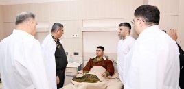 Müdafiə naziri Baş Klinik Hospitalı ziyarət edib - FOTOLAR