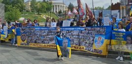 Kiyevdə itkin və əsir düşən hərbçilərin yaxınlarının aksiyası başlayıb