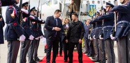 Ukrayna Prezidenti Çexiyada səfərdədir