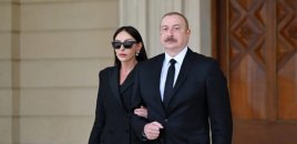Prezident və xanımı İkinci Dünya Müharibəsində həlak olan azərbaycanlıların xatirəsini anıblar