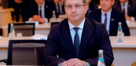 Naxçıvanın iqtisadiyyat naziri kollektivə təqdim edildi