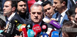 XİN başçısı: AZAL-ın təyyarəsinin qəzaya uğramasına dair Rusiya ilə təmaslar davam edir