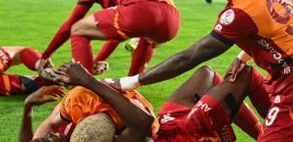 Osimhen “Qalatasaray”da qalacaq? - AÇIQLAMA