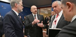 İlham Əliyevin Tiranada Çexiyanın Baş naziri ilə görüşü olub