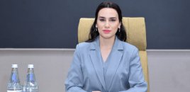 Narkotik vasitə istifadəçilərinin bəzi əlamətləri