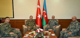 Hikmət Mirzəyev ordu generalı ilə görüşdü - FOTOLAR
