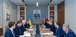 Azərbaycan və Ukraynanın xarici işlər nazirlərinin geniş tərkibdə görüşü başlayıb