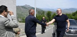 Prezident İlham Əliyev Laçın şəhərində sakinlərlə görüşdü - FOTOLAR
