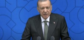 Ərdoğan Laçında Səməd Vurğunun "Azərbaycan" şeirini səsləndirib