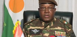 Niger prezidenti: Sabitliyi pozan fransız qoşunlarına qarşı mübarizə aparırıq