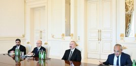İlham Əliyev “ExxonMobil” şirkətinin vitse-prezidentini qəbul edib