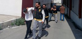 Qapıda gözləyən şəxsi düşməni zənn edərək səhvən ÖLDÜRDÜ