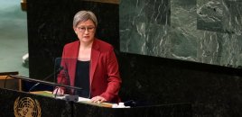 Daha bir ölkə səfirliyini İrandan Azərbaycana köçürür