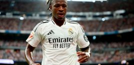 "Real" vingeri Vinisius Juniorla müqavilə müddətini uzadıb