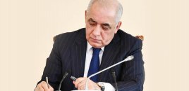 Əli Əsədov yeni qərar imzaladı