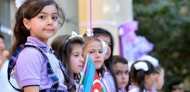 Azərbaycanda rusdilli məktəblər BAĞLANIR?