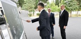 İlham Əliyev Xankəndi-Şuşa kanat yolunun inşası üçün seçilmiş əraziyə baxıb