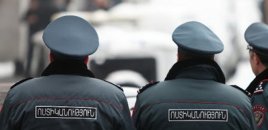Polis "Ermənistan Elektrik Şəbəkələri" şirkətində əməliyyat keçirir