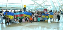 30 ukraynalı uşaq Azərbaycana gətirildi