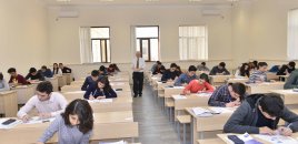 DİM: İmtahanda 5 nəfərdə mobil telefon aşkarlanıb