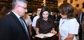 Leyla Əliyeva Bakı Kitab Mərkəzində “Tanımadığımız Konfutsi” adlı gecədə iştirak edib - FOTOLAR