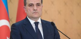 Gürcüstanın Baş naziri Cehyun Bayramovla görüşünü şərh edib