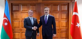 Azərbaycan və Türkiyə XİN başçıları Ermənistanla sülh danışıqlarını müzakirə ediblər