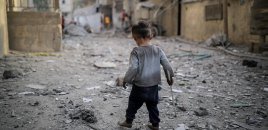 UNICEF rəsmisi: Qəzzada 18 mindən çox uşaq həlak olub