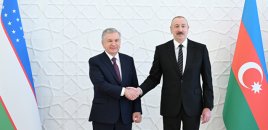 İlham Əliyev Şavkat Mirziyoyevə zəng edib