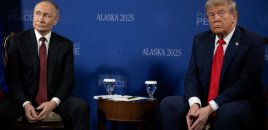 Politoloq: “Putin-Tramp görüşündən sonra Rusiyanın mövqeləri daha da zəifləyib”