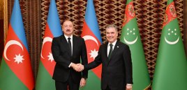 İlham Əliyevin Berdiməhəmmədov ilə təkbətək görüşü başladı - FOTO