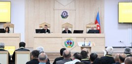 Məcburi köçkün, yaralanan və girovluqda işgəncə görən şəxslər məhkəmədə ifadə veriblər