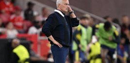 Mourinyonun sviteri gündəm oldu: Qiyməti açıqlandı