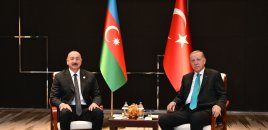 İlham Əliyev Ərdoğanla bir arada