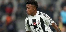 "Beşiktaş"ın futbolçusu Braziliya klubuna transfer olunub
