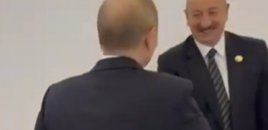 İlham Əliyevlə Putinin salamlaşma anı - Video