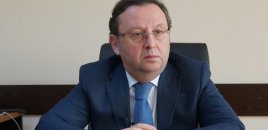 Rektorun deputat oğlu atasının dediklərini izah etdi - "Atam işə çıxır"