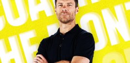 Xabi Alonso ayın məşqçisi seçildi
