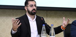 "Kiberdələduzların əsas məqsədi vətəndaşları aldatmaqdır" - Fərid Pərdəşünas