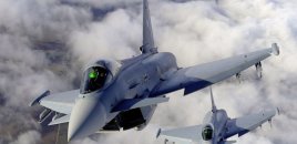 Britaniya Tayfun qırıcılarını “Şərq Keşikçiləri” əməliyyatına göndərəcək