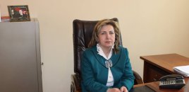 Məktəbdə pul yığdığı iddia edilən direktor vəzifəsindən azad olunub
