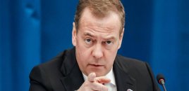 Medvedev Zelenskiyə cavab verib