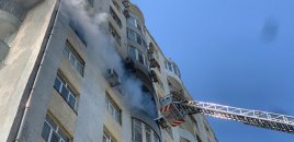 Bakıda binada yanğın olub, 5 nəfər təxliyə edilib