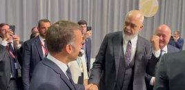 Edi Rama Makronla zarafatlaşıb: Siz Azərbaycan və Albaniyanı da təbrik etməlisiniz