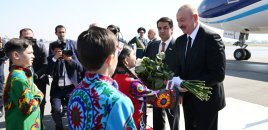 Prezident Tacikistanda səfərdədir - FOTOLAR