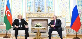 İlham Əliyev-Putin görüşündən ilk görüntülər - VİDEO