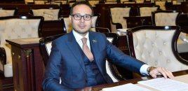 Azərbaycanda deputat mandatından İSTEFA VERİR