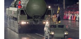 Şimali Koreya hərbi paradda qitələrarası ballistik raketini nümayiş etdirib